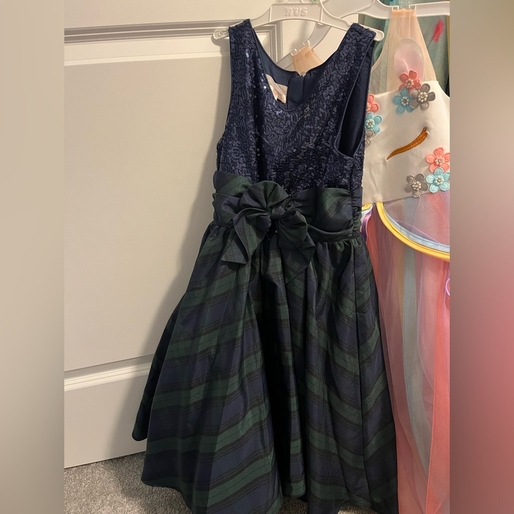 Girls dress